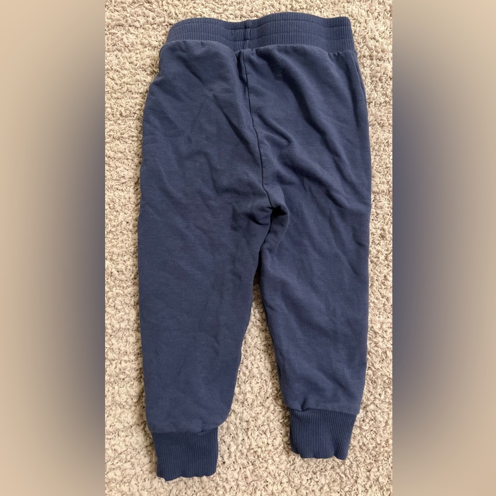 Bundle of 3️⃣ Little Sleepies Joggers - Picture 6 of 10